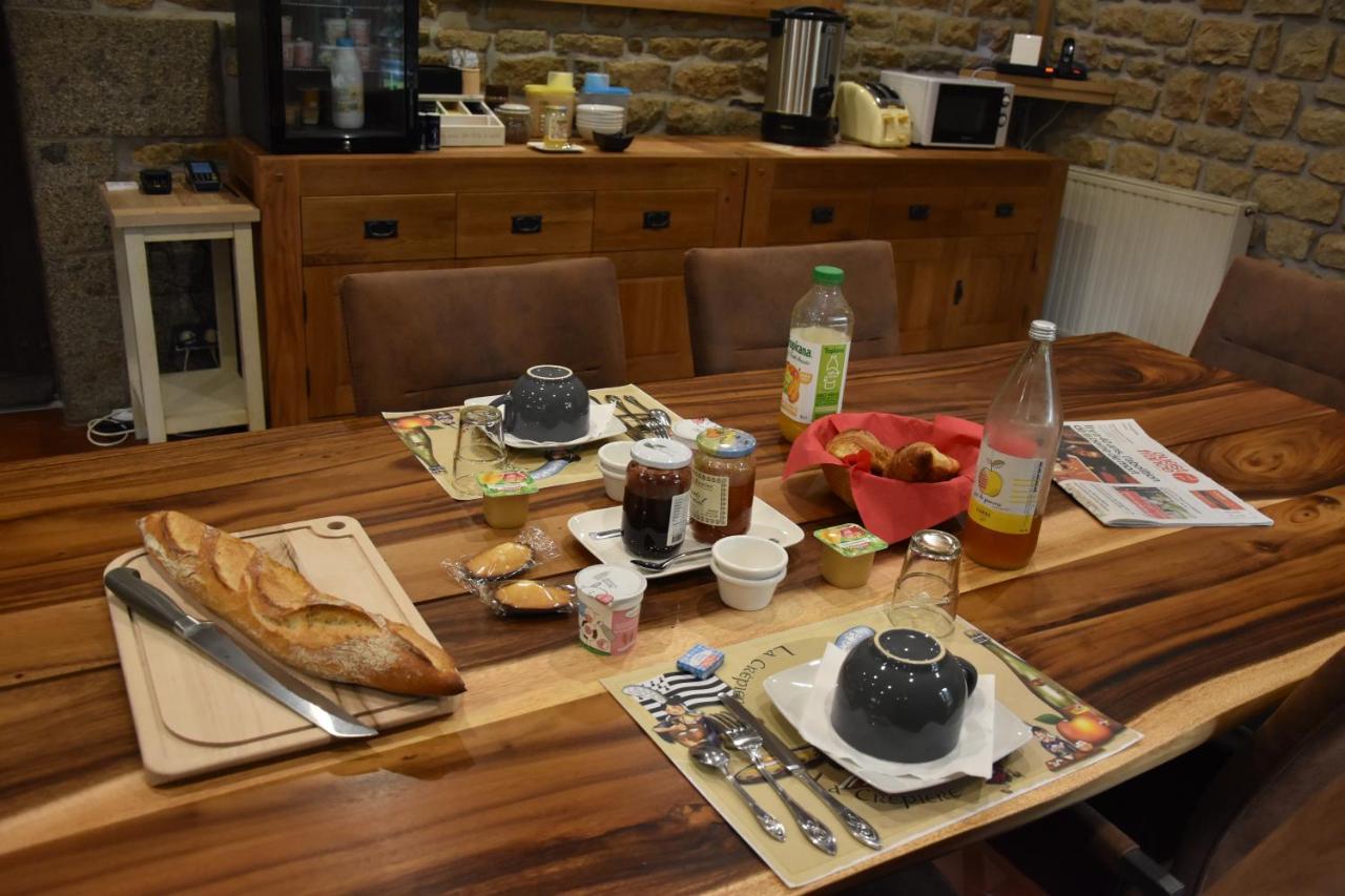Ker-Loen Bed & Breakfast Val-Couesnon Exterior photo
